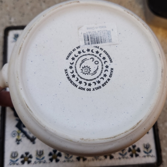 Stay Wild Moon Child Pink Ceramic Mug - Picture 3 of 3